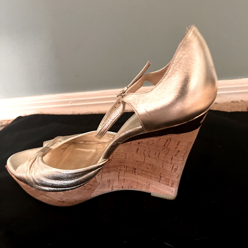 Brand new  Gold Gucci Wedge size 7 1/2